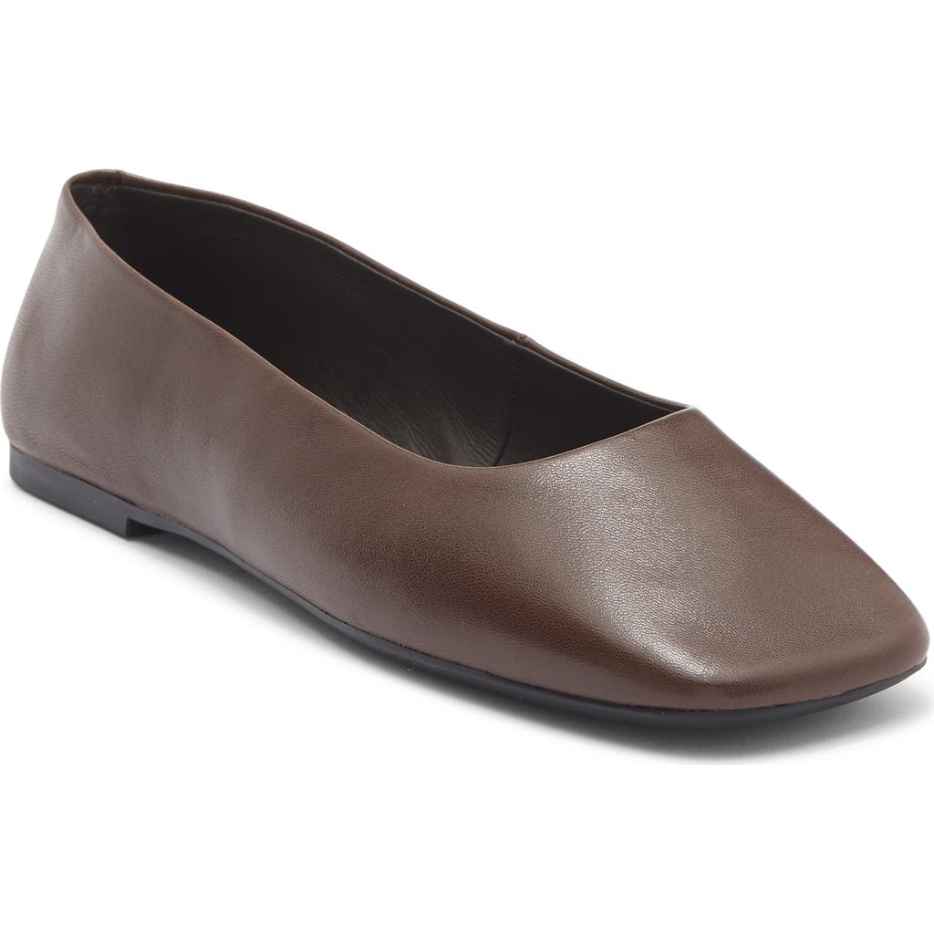 Jeffrey Campbell Listos Square Toe Flat In Brown
