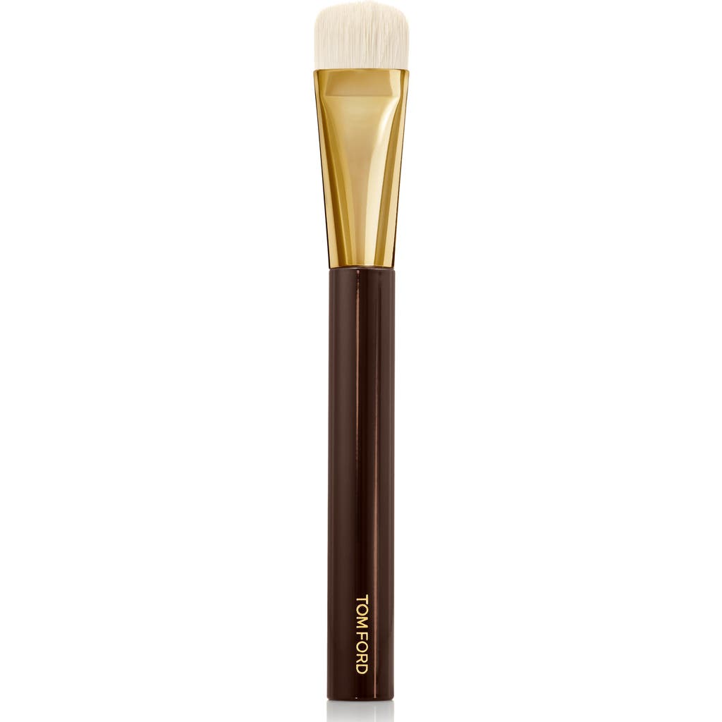 TOM FORD #04 Shade and Illuminate Brush  product