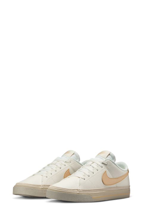 Court Legacy Sneaker (Women)