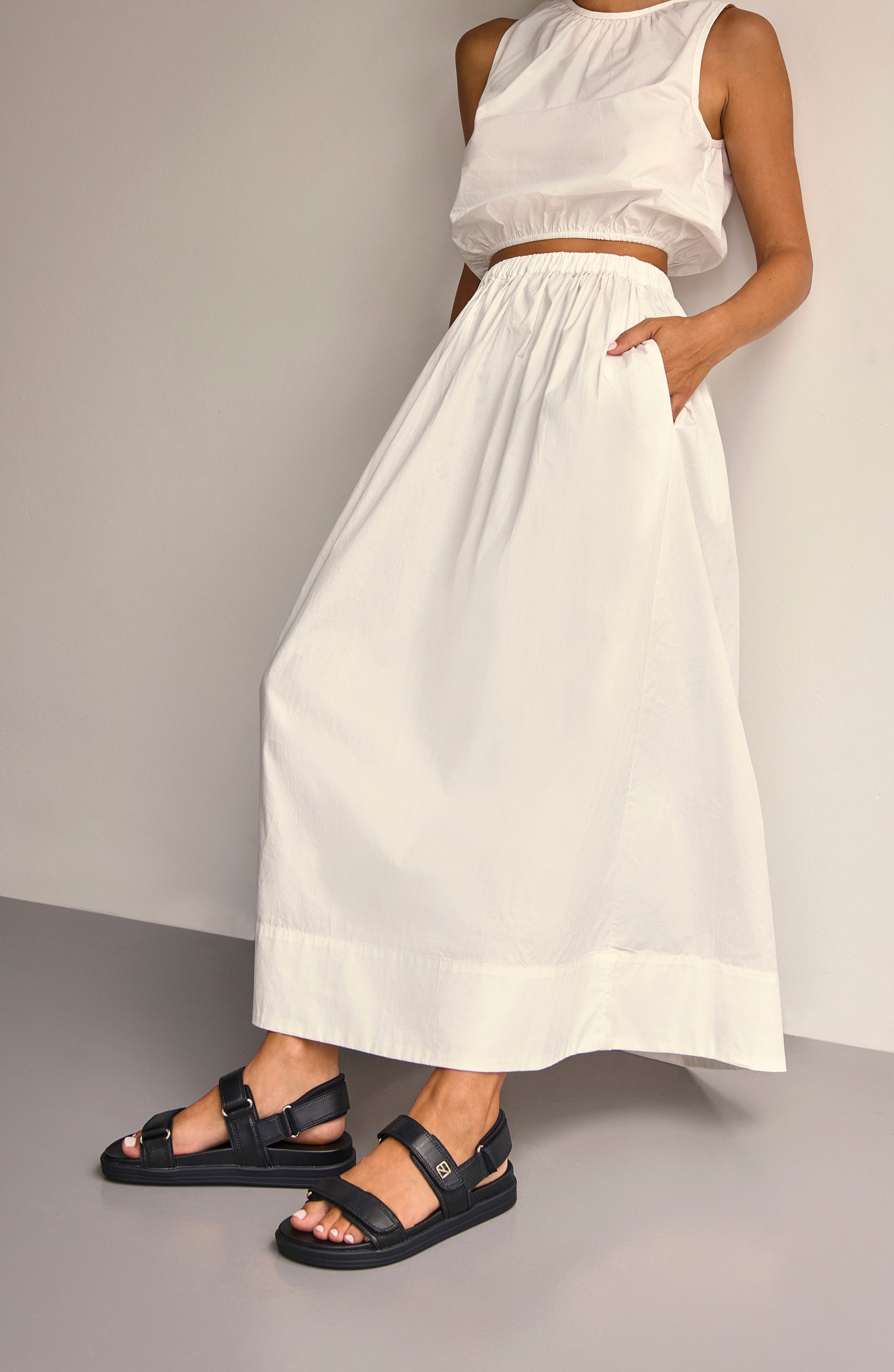 FRANKIE4 Rome Sandal, Alternate, color, Black