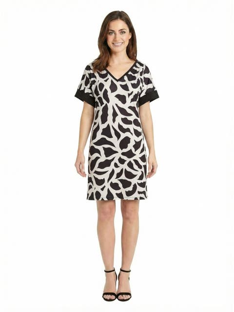 Essential Petite Abstract Print Short Sleeve Knee Length T Shirt Dress
