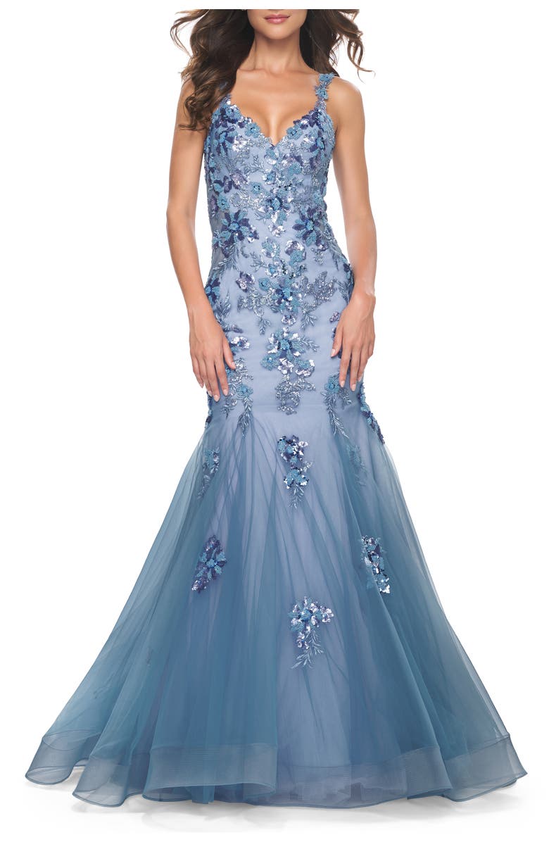 La Femme Mermaid Two Tone Prom Dress with Sequin Lace Beaded Applique, Main, color, Slate Blue