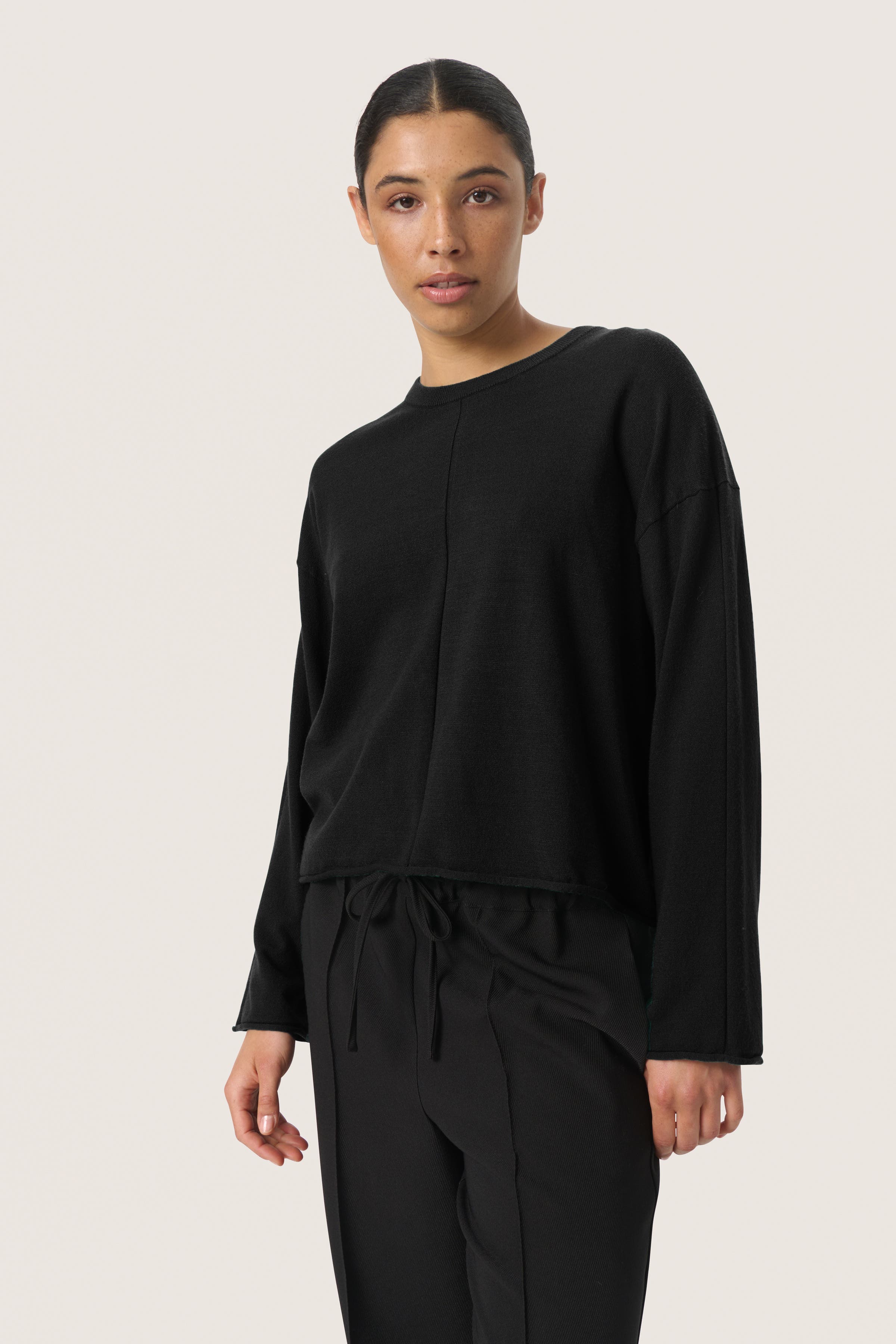 Slspina Boxy Fit Tight Knit Pullover
