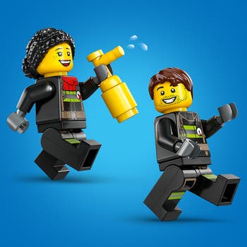 4+ City Fire Ladder Truck - 60463