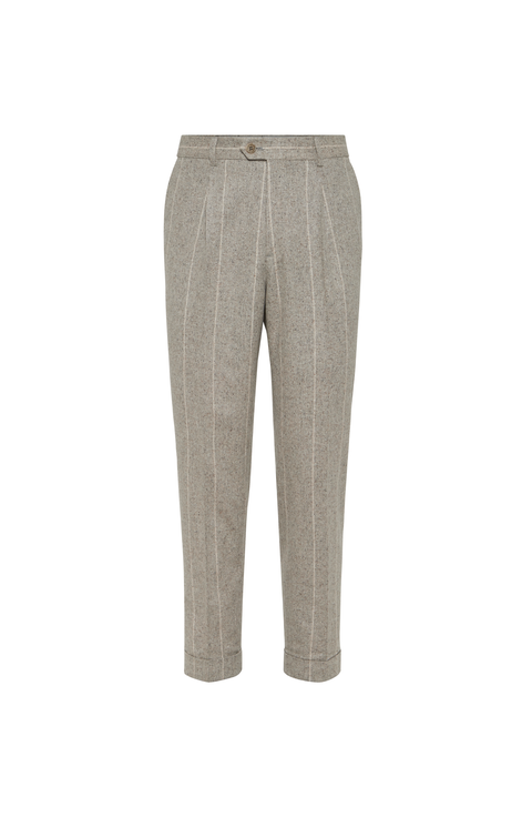 Leisure fit trousers with pleats