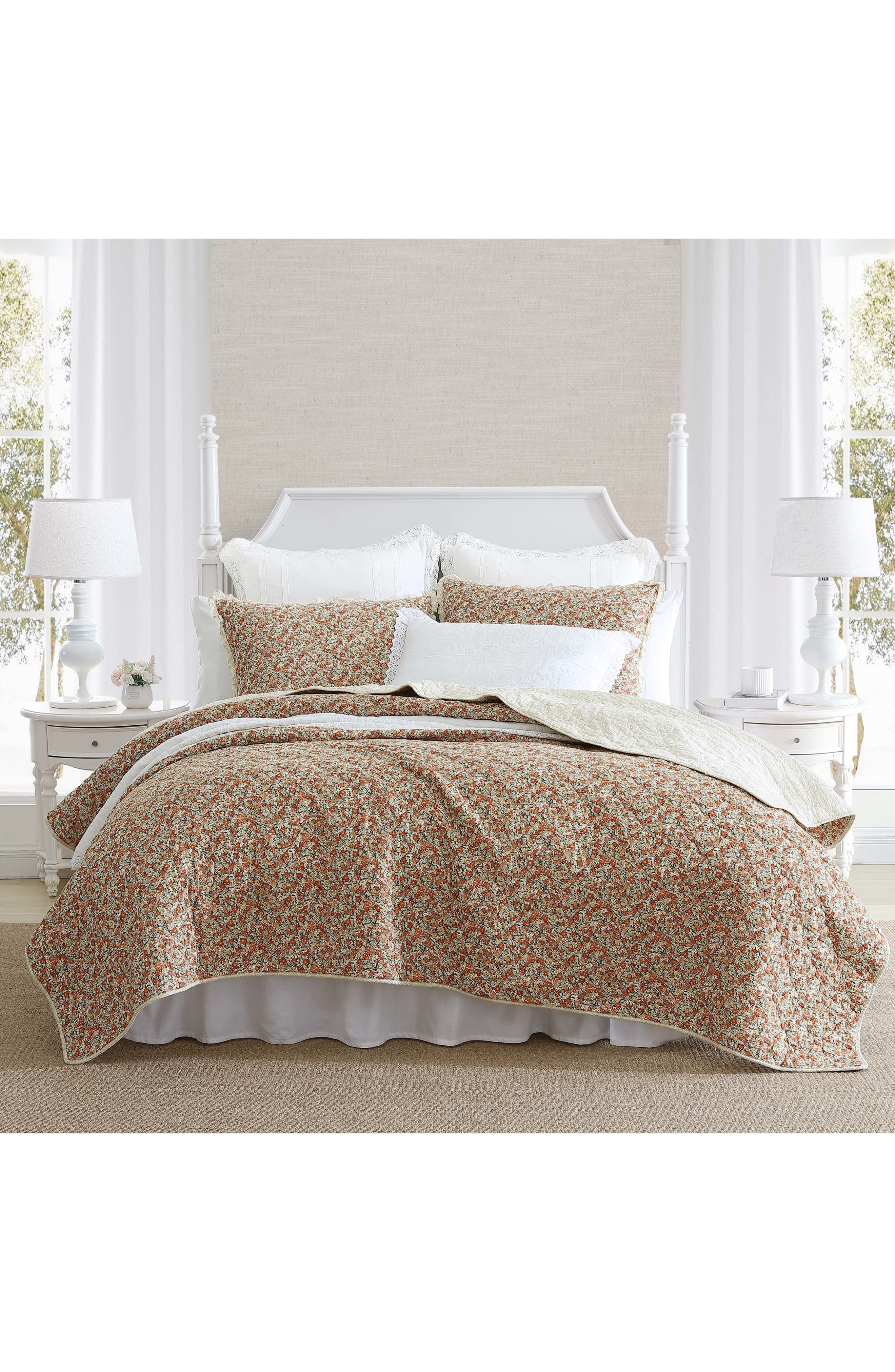 Loveston Quilt & Sham Set