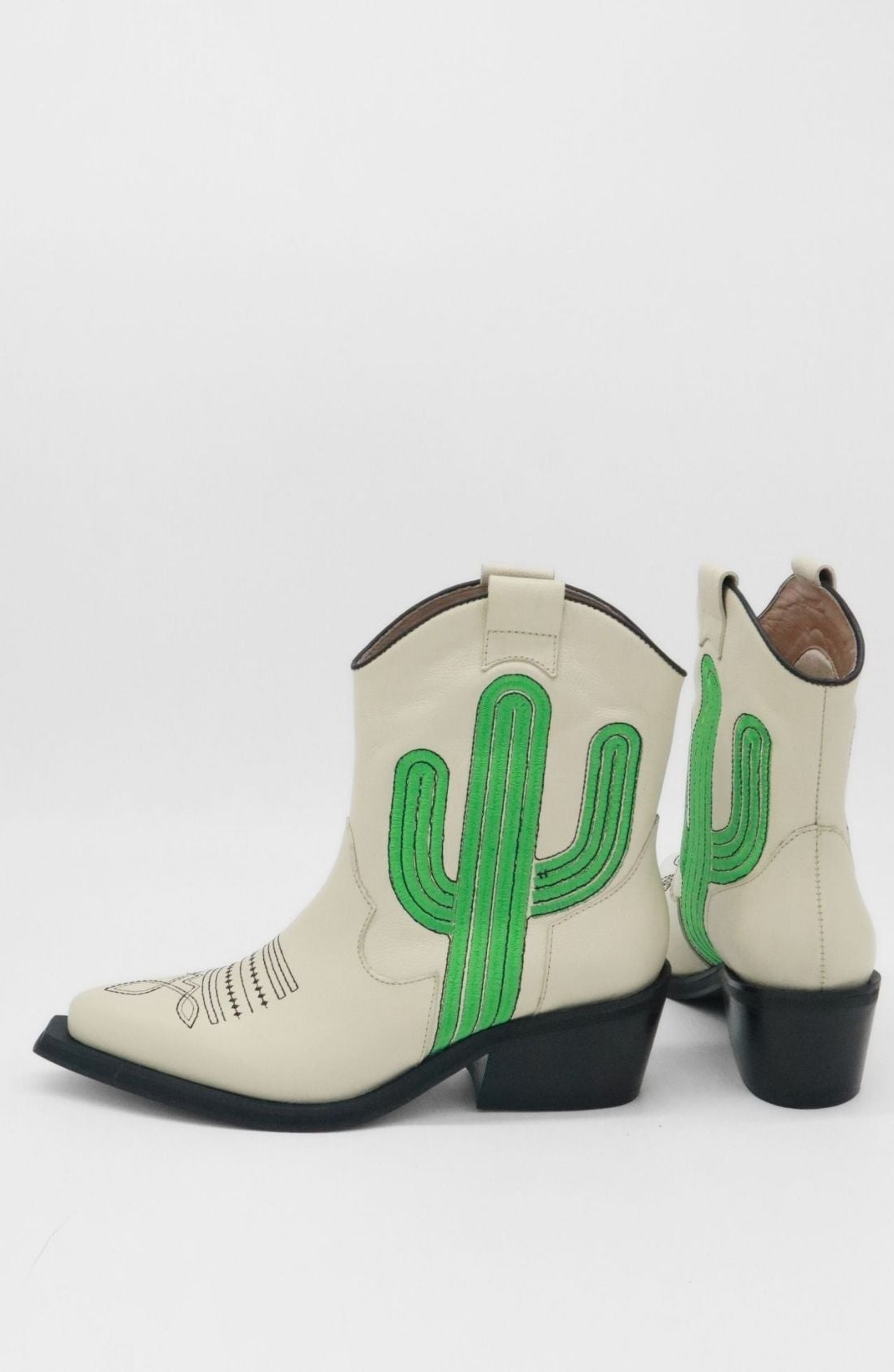 Oasi Western Cowboy Boots, Alternate, color, Off White