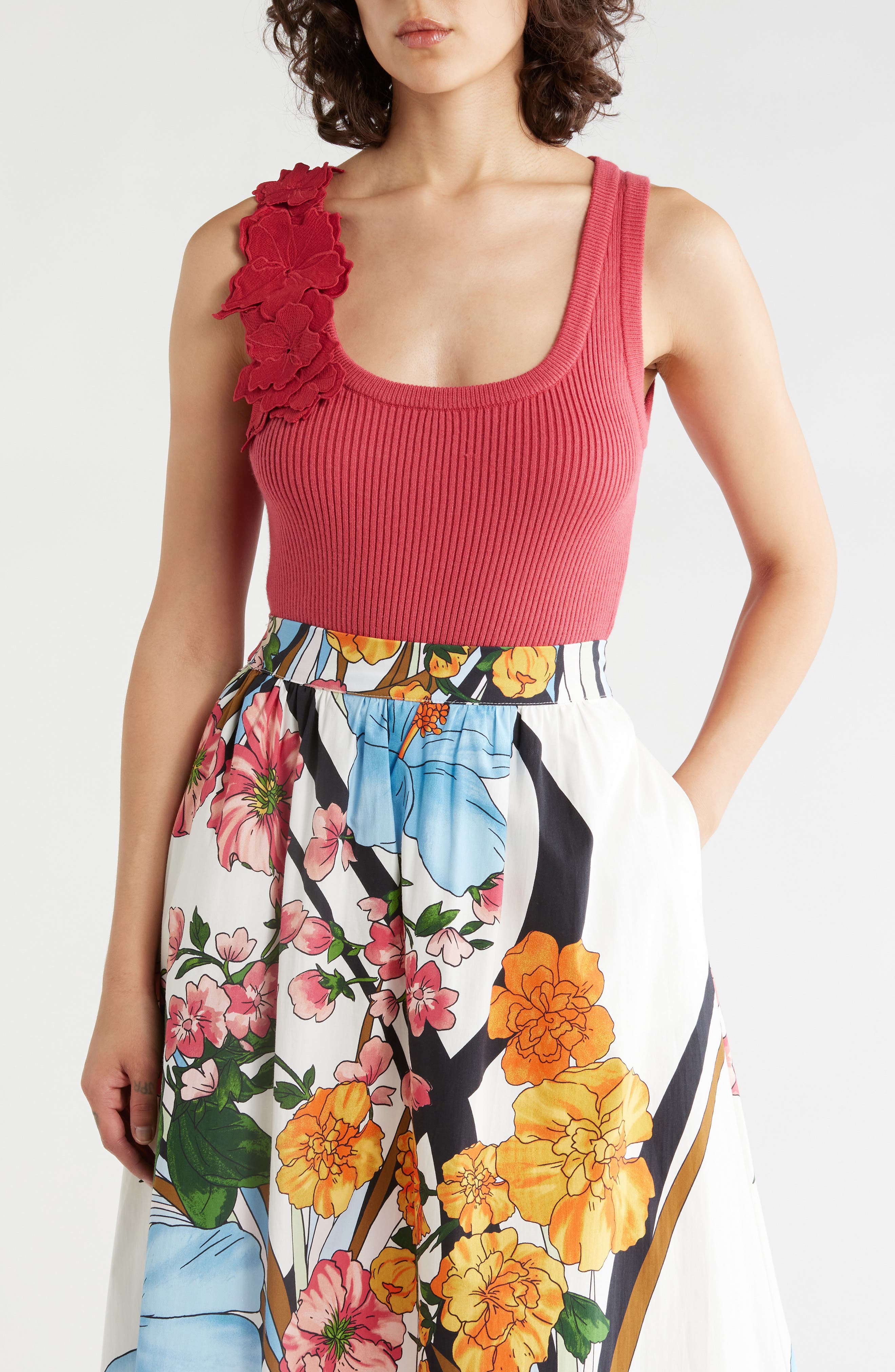 selected SUMMER ROSE