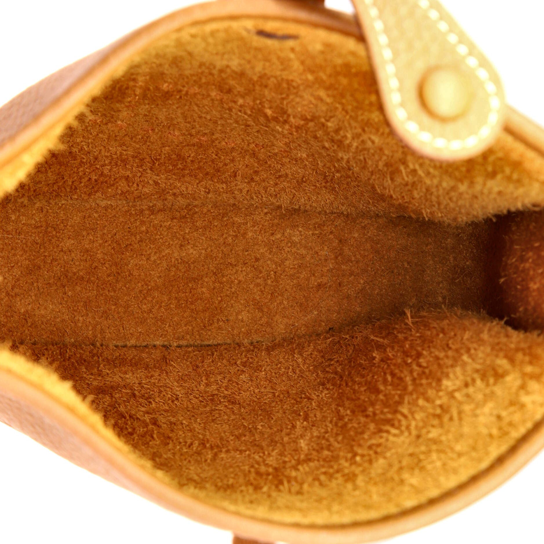 Pre-Owned Hermes Evelyne Bag Gen III Clemence TPM, Alternate, color, Gold