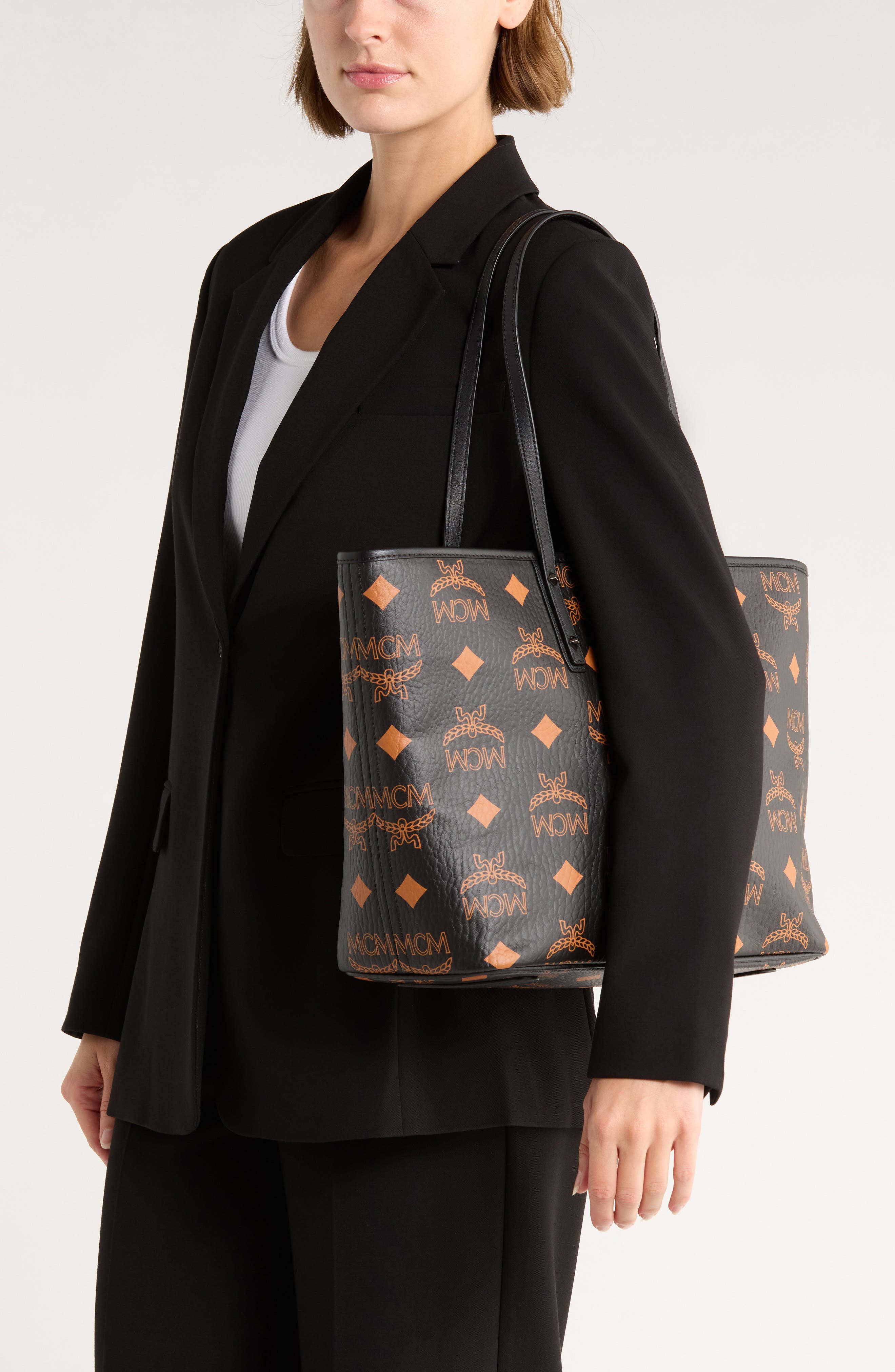 MCM Aren Tote Bag, Alternate, color, Black