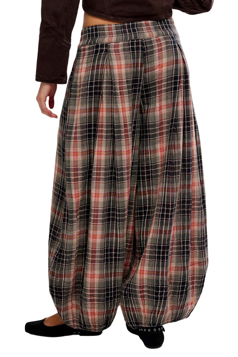 Moonflower Plaid Balloon Pants, Alternate, color, BLACK COMBO