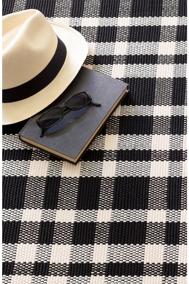 Tattersall Indoor/Outdoor Rug, Alternate, color, BLACK