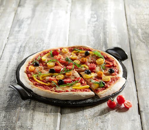 Emile Henry Made In France 14.5-inch Flame Top Pizza Stone In Burgundy