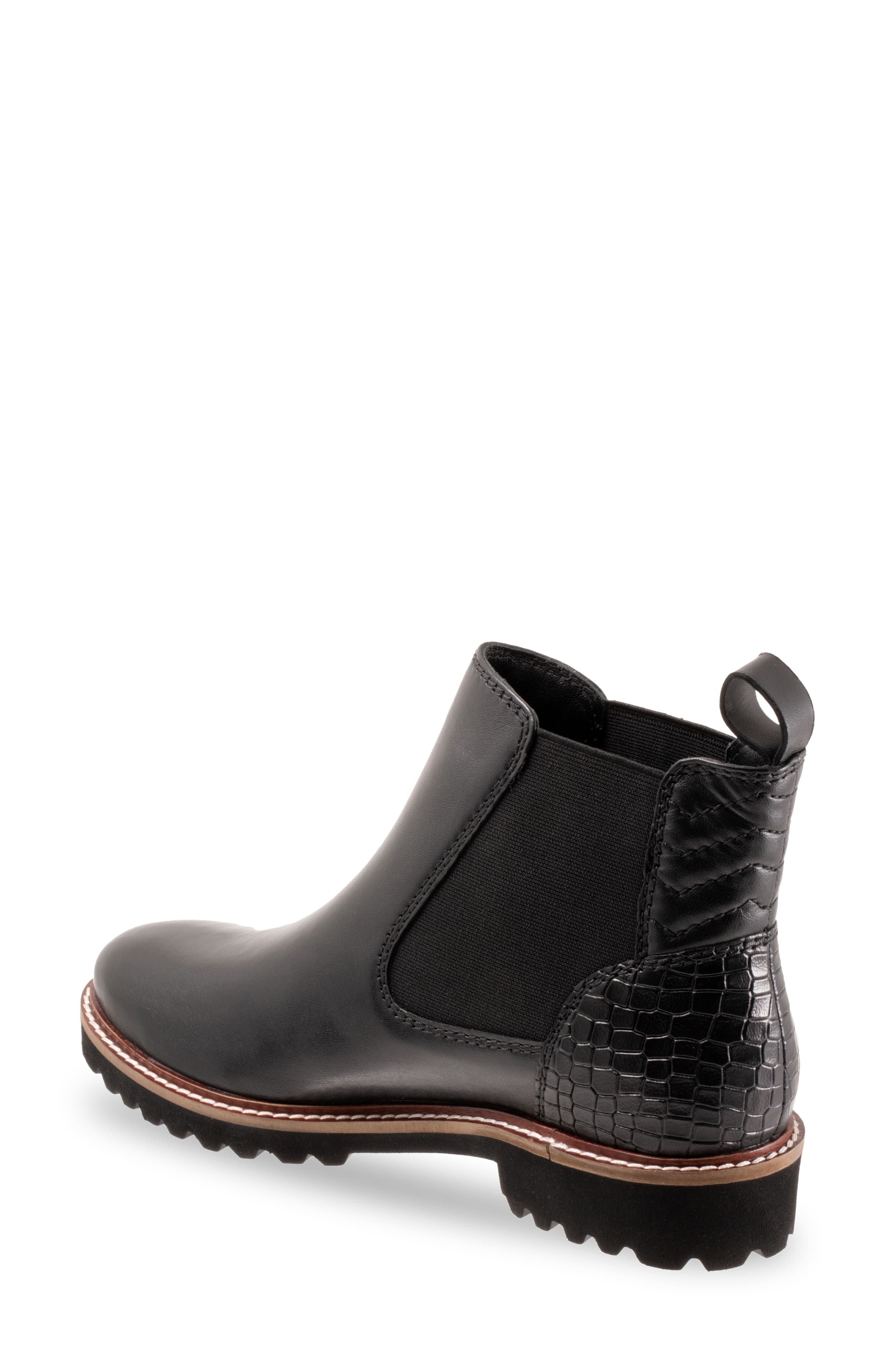 SoftWalk<sup>®</sup> Indy Chelsea Boot, Alternate, color, Black