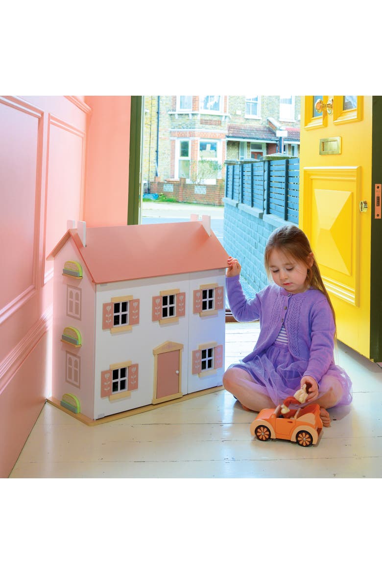 Clover Dolls House, Alternate, color, White