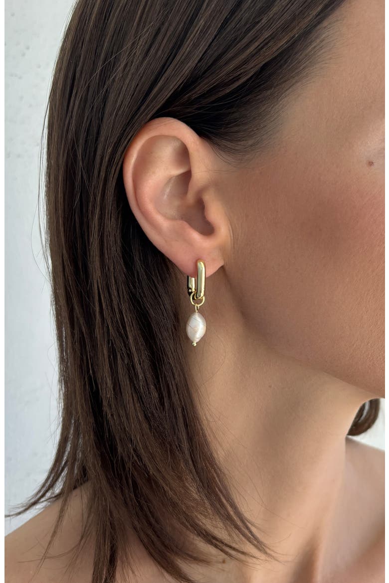 14K Gold Plated Detachable Freshwater Pearl Drop Hoop Earrings, Alternate, color, GOLD/ WHITE