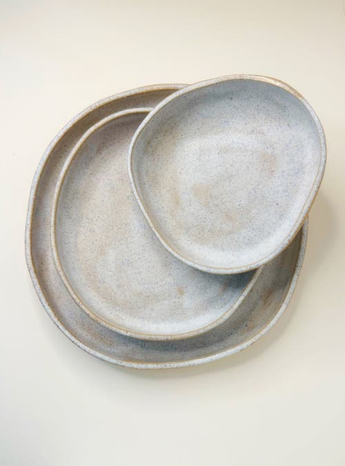 Mikkarbo Ocean Sand Plates In Gray