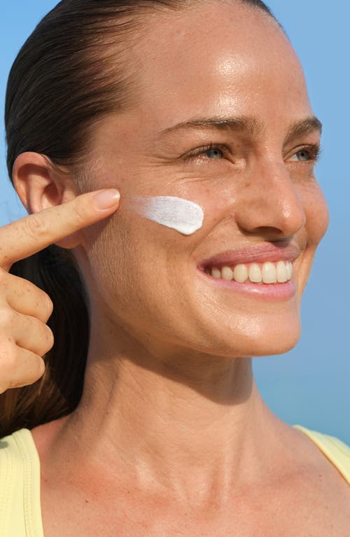 Fré Skincare Protect Me Mineral Spf 30 Moisturizer In White