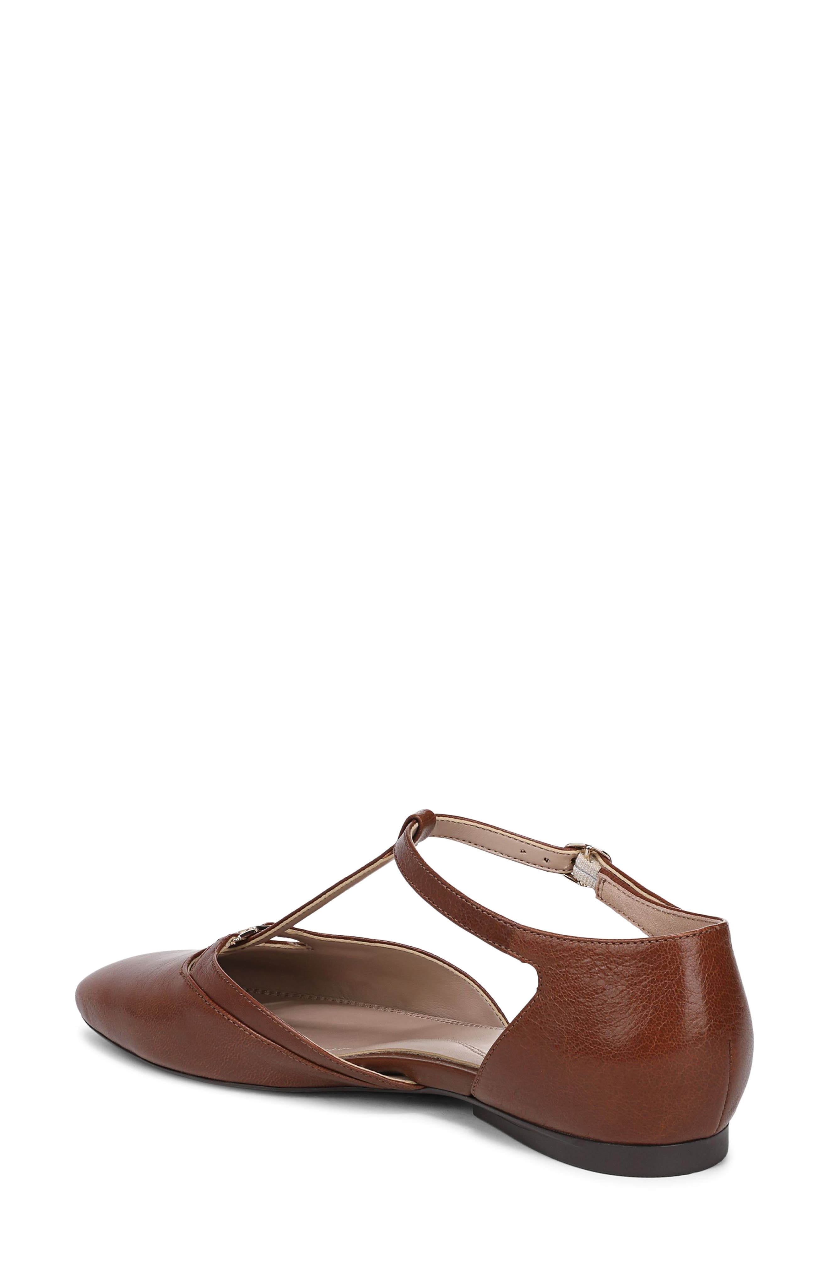 Naturalizer Caresse T-Strap Flat, Alternate, color, Caramel Lea