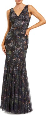 Mac Duggal Embellished Floral Sleeveless V-Back Gown