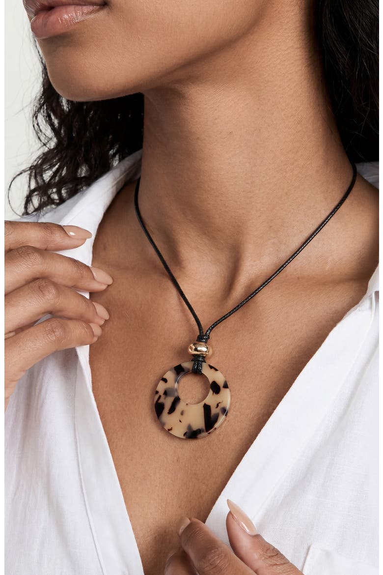 Tortoise Pendant Necklace, Alternate, color, TORTOISE