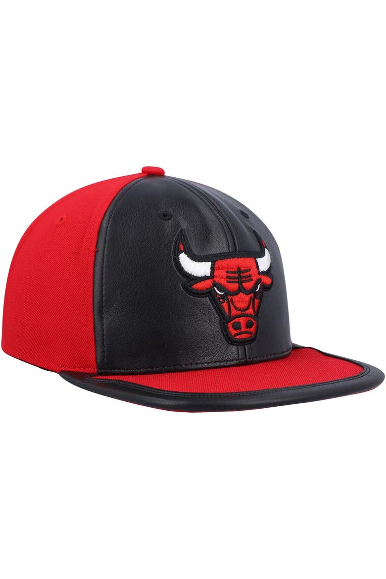 Men's Mitchell & Ness Black/Red Chicago Bulls Day One Snapback Hat, Alternate, color, Black