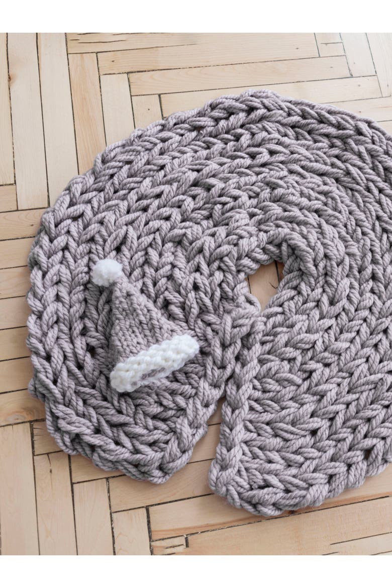 Chunky-Knitted Christmas Tree Skirt, Alternate, color, Pale Mauve - 48"