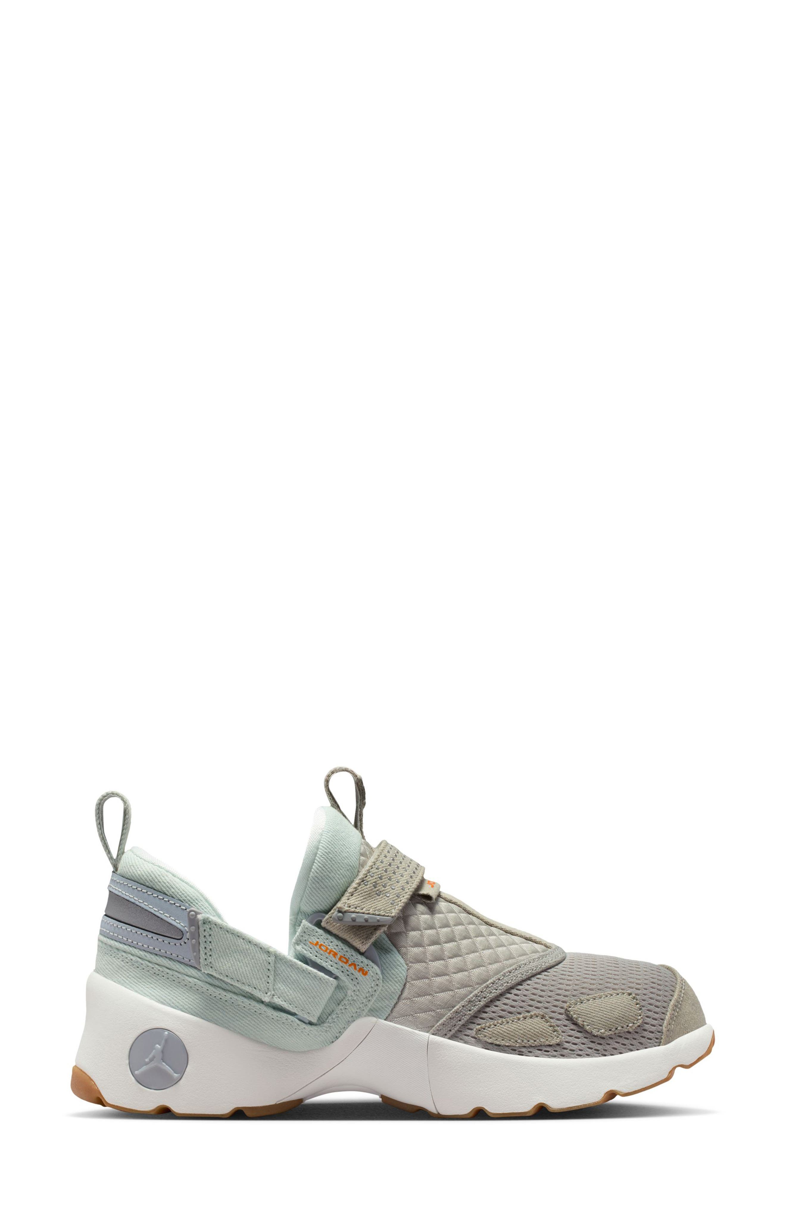 Jordan Trunner LX Sneaker, Alternate, color, Multi Color/ Ceramic/ White