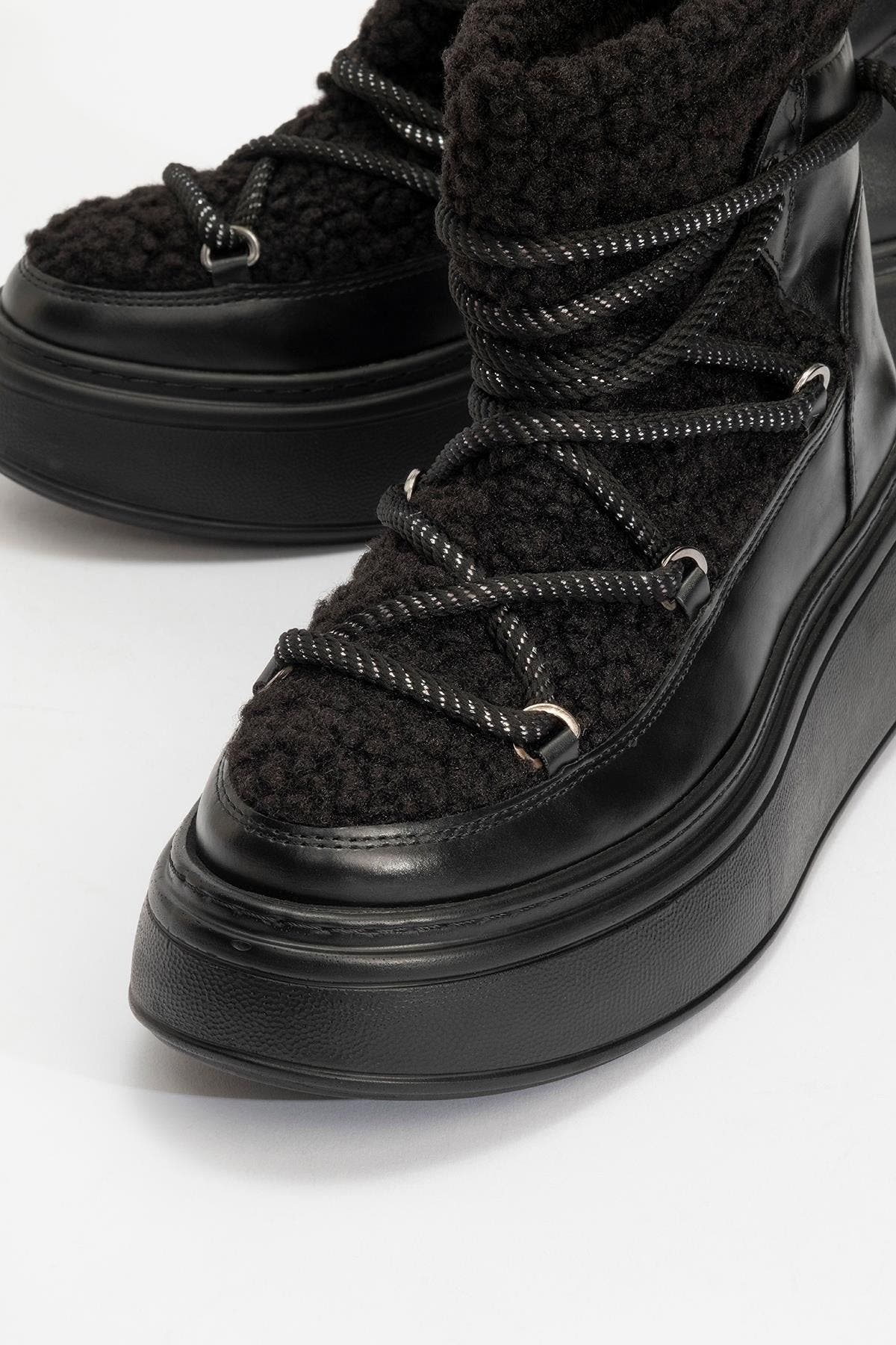 Prologue Shoes Dila Fur Lined Boot, Alternate, color, Black Faux Leather