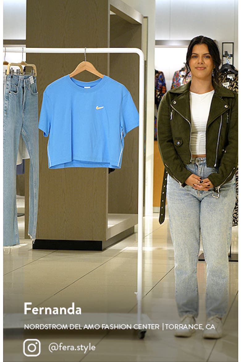 Sportswear Crop T-Shirt video