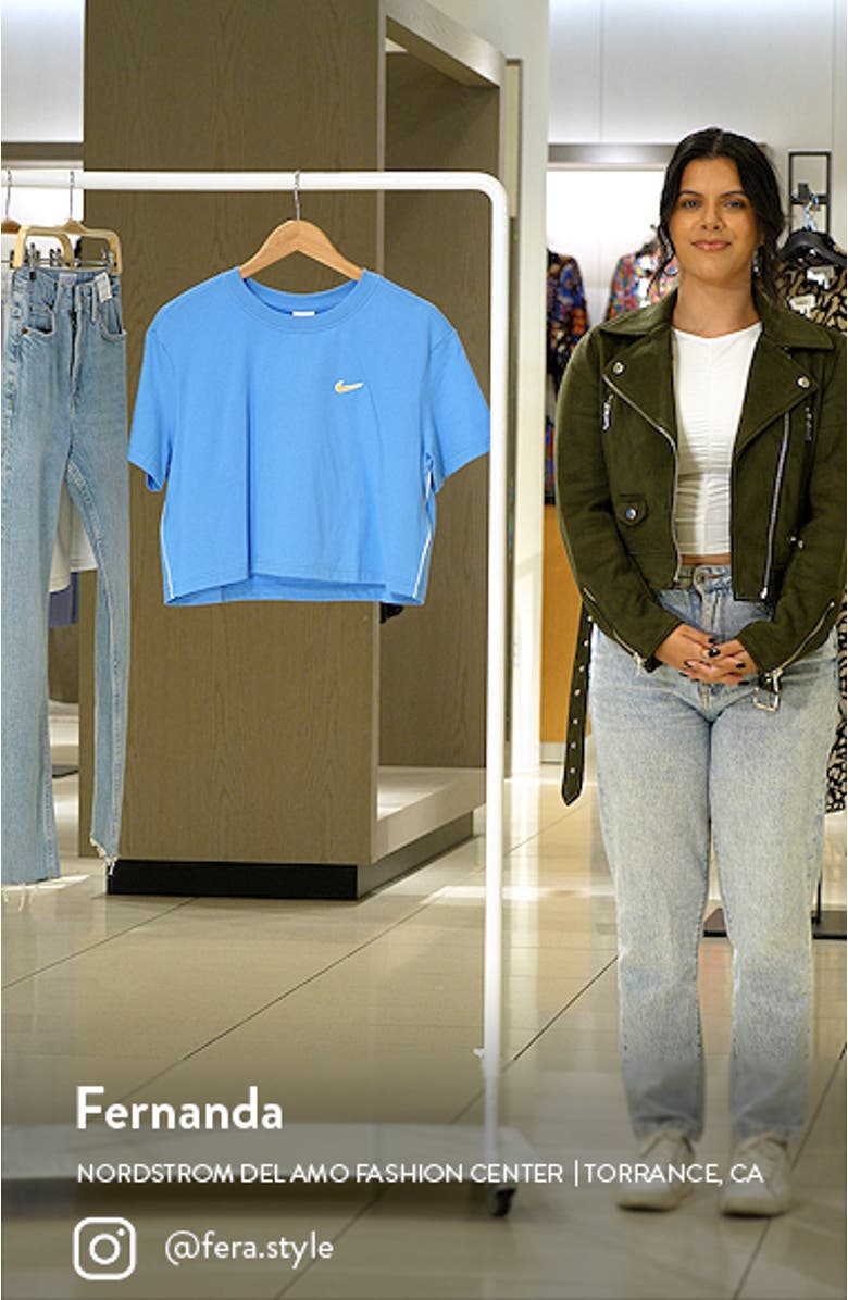 Sportswear Crop T-Shirt, sales video thumbnail