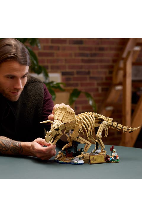 Kids' Jurassic World Dinosaur Fossils Triceratops 77985 Building Set