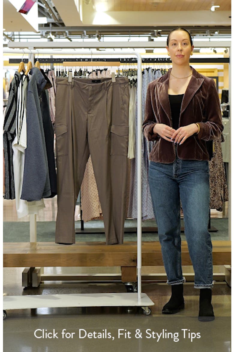 Slim Fit Thermolite® Pleated Cargo Pants video