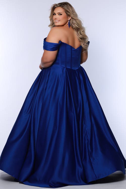 Sydney's Closet Sweetheart Neckline Off The Shoulder Plus Size A-line Gown In Cobalt