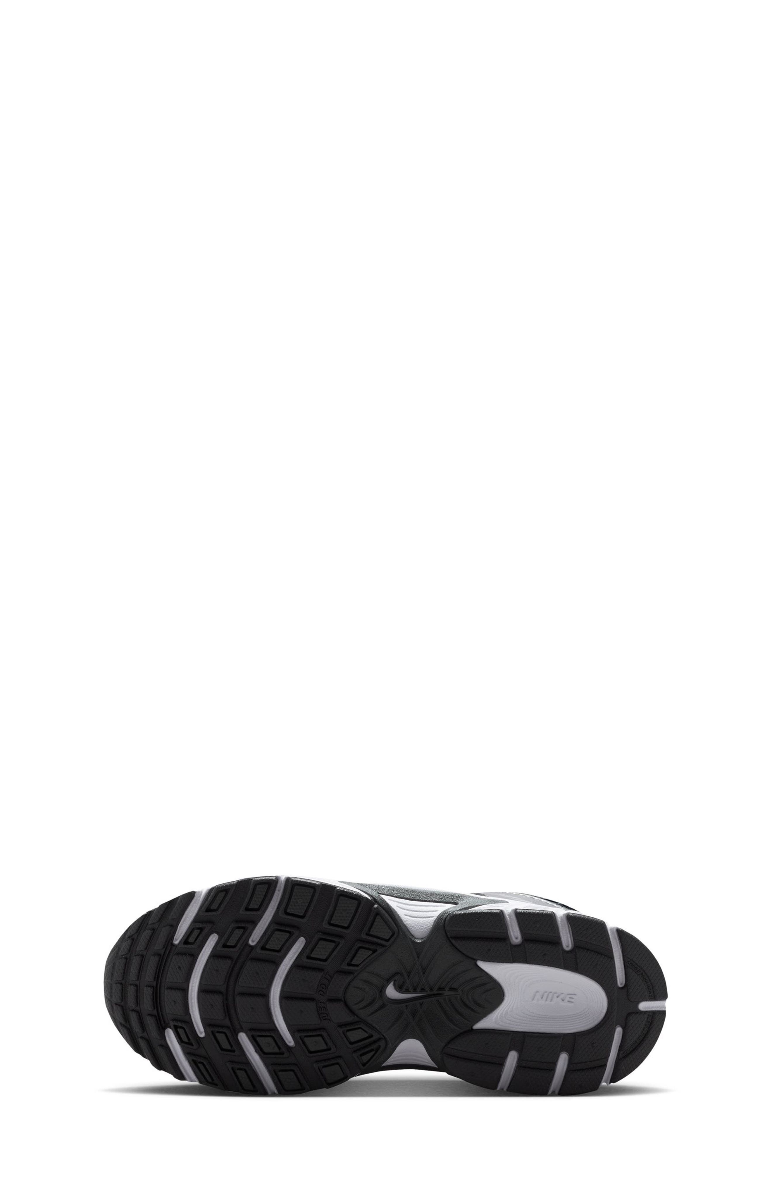 Nike Kids' V5 RNR Sneaker, Alternate, color, Black/Black