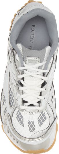 Orbit Low Top Sneaker