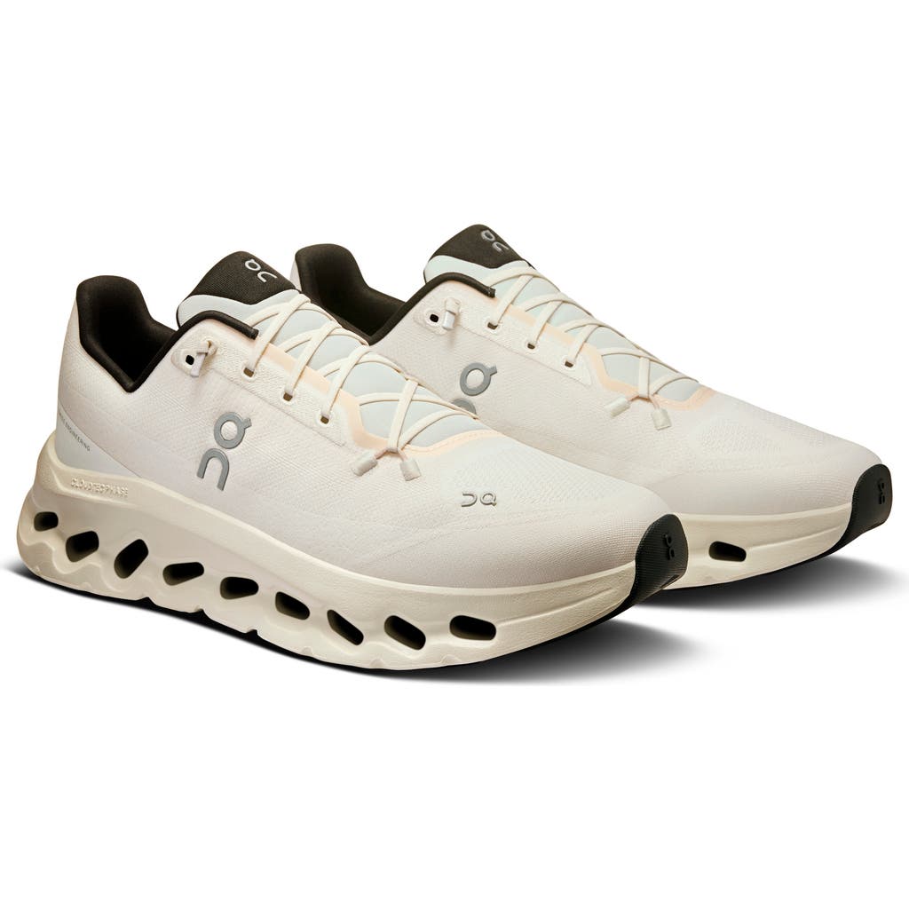 On Cloudtilt Running Shoe In Multi