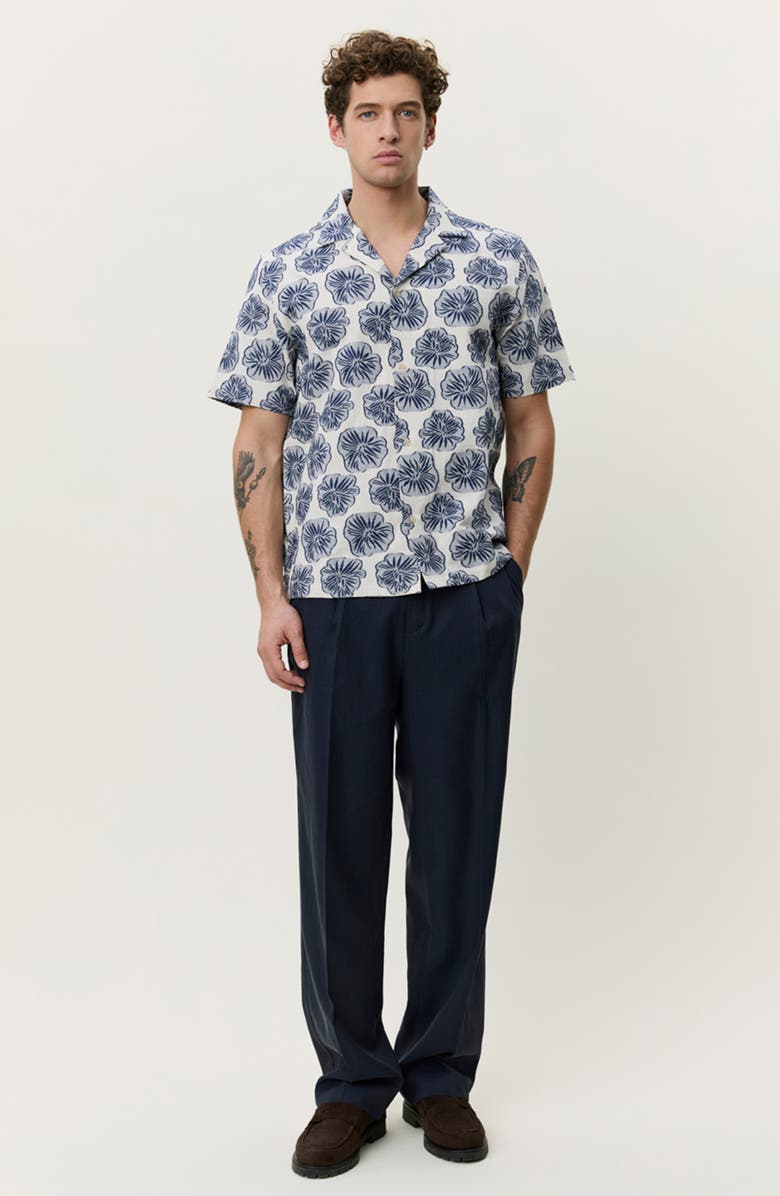 Les Deux Dahlia Floral Jacquard Cotton & Linen Blend Camp Shirt, Alternate, color, Dark Denim Blue