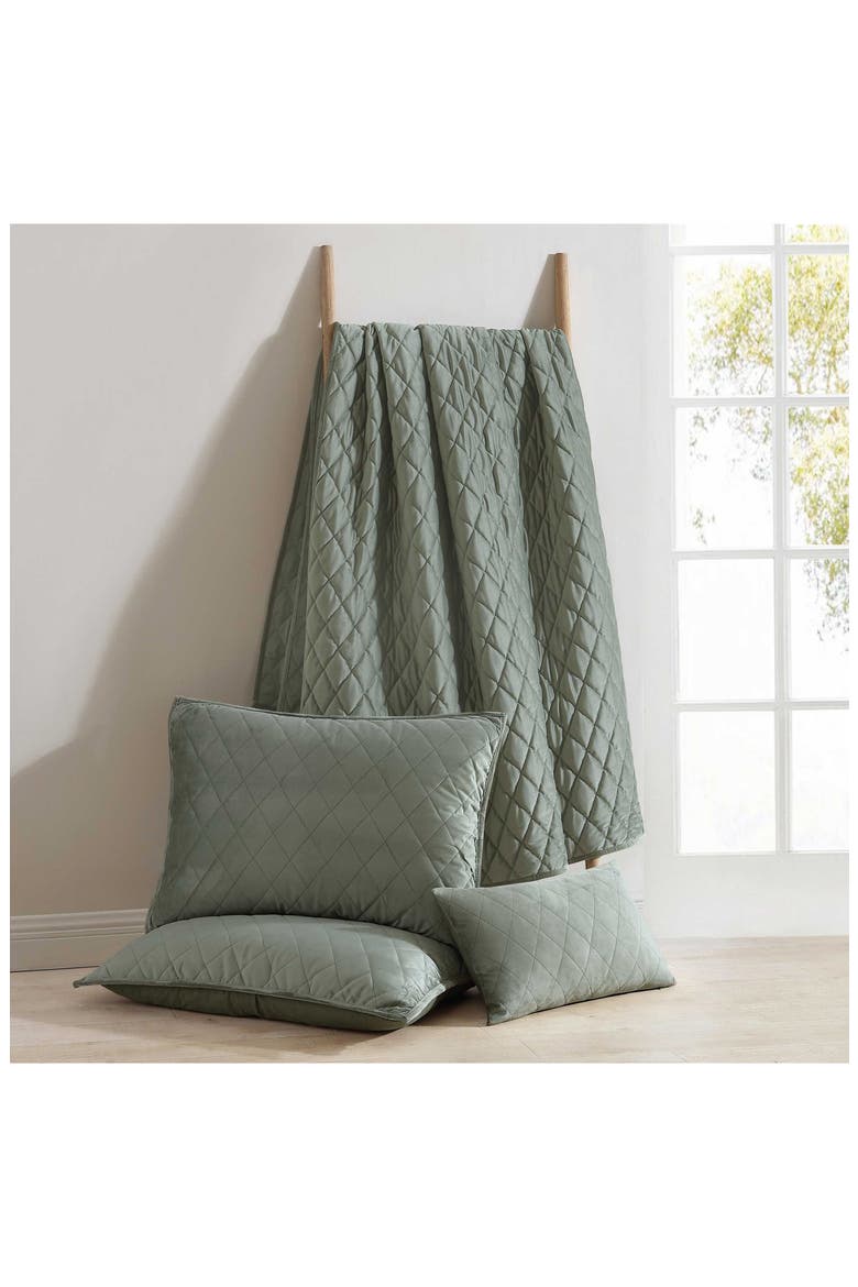 Solid Diamond Quilt Set, Alternate, color, DARK GREEN