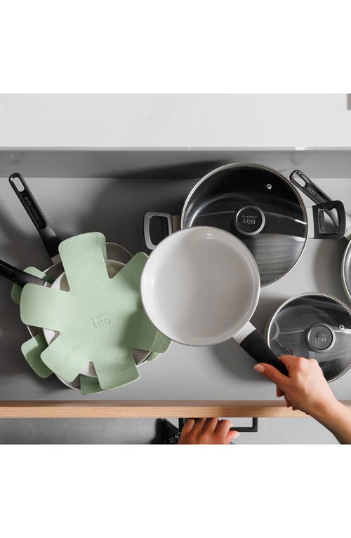 Berghoff Leo Glints Ceragreen Wok Pan In Cream