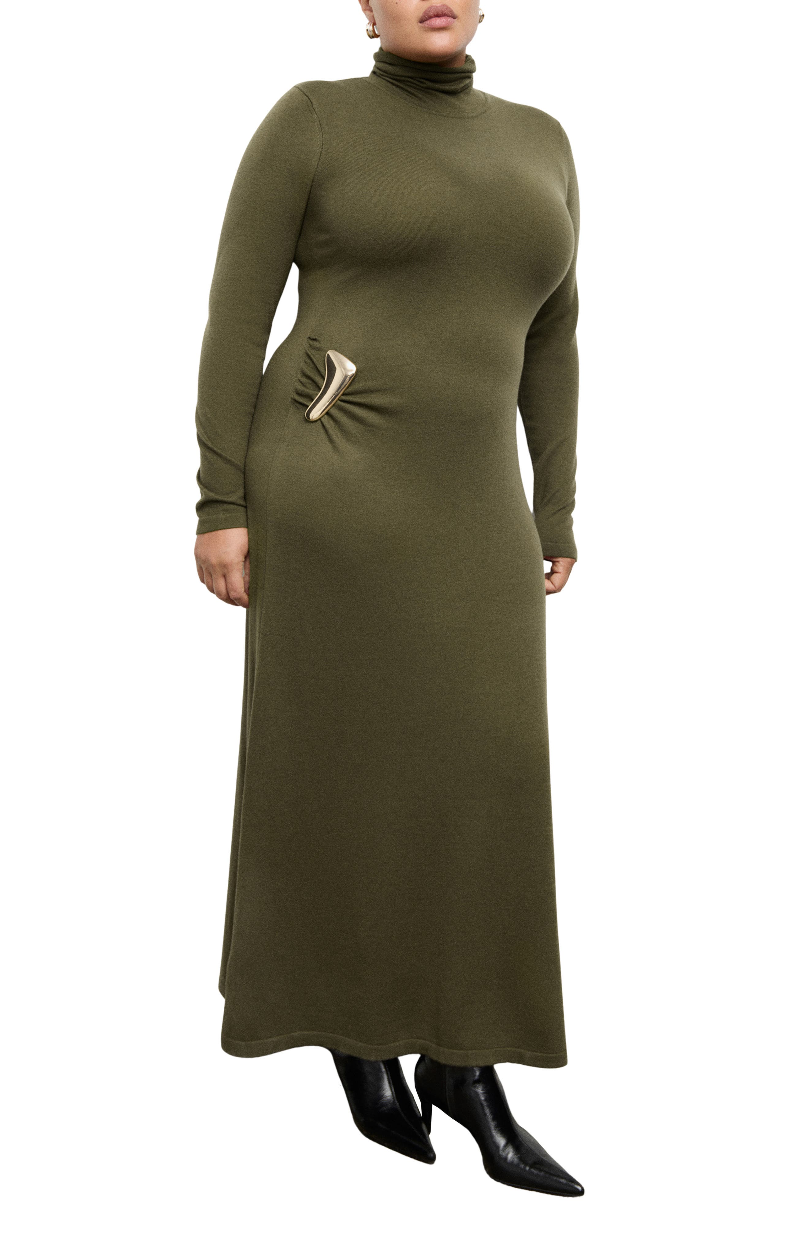 selected KHAKI GREEN
