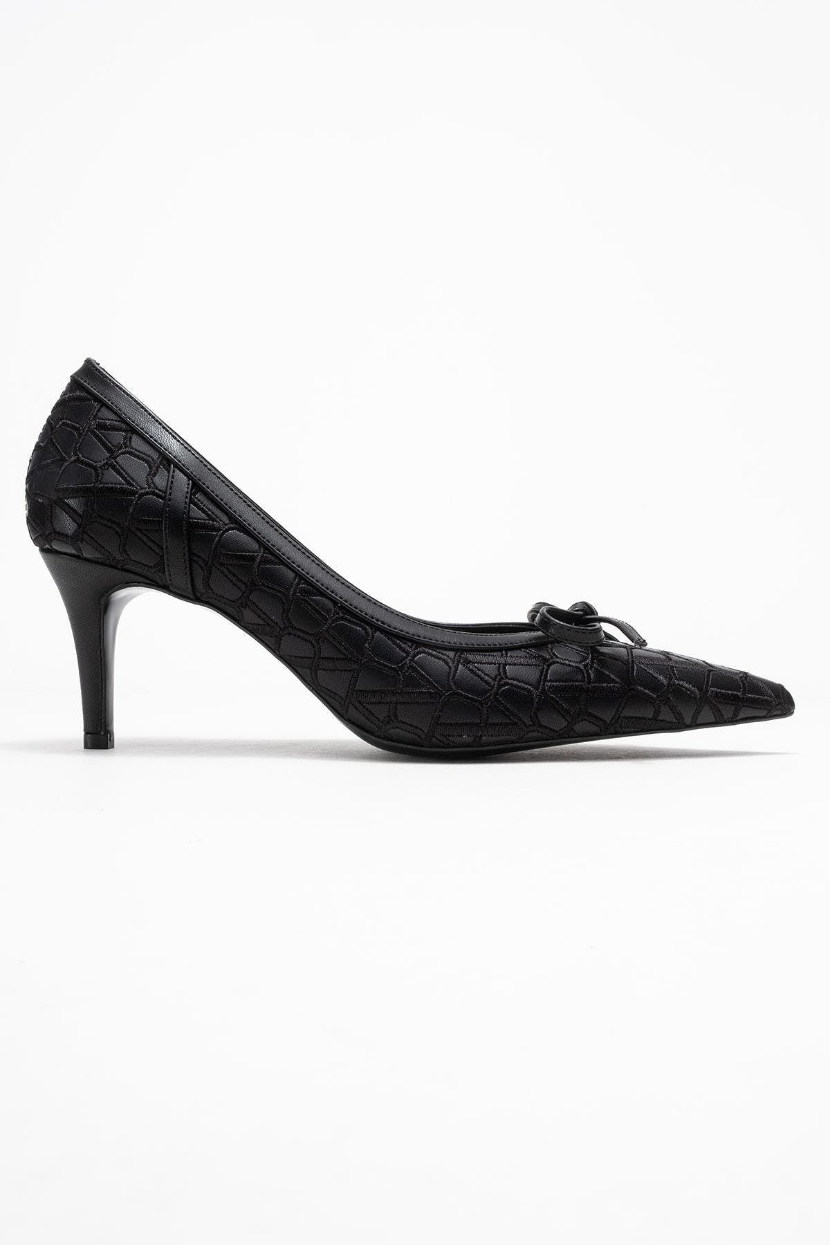Prologue Shoes Camden Bow Pointed Toe Pump, Alternate, color, Black Pattern