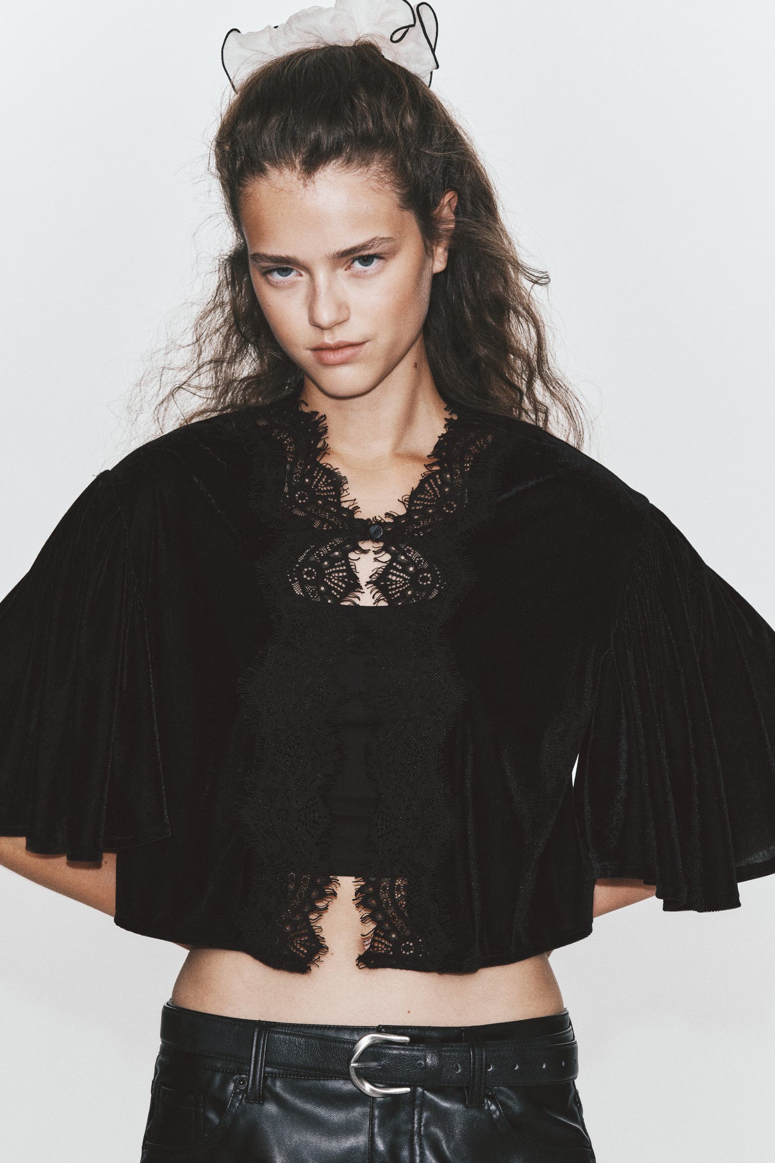 Kid Lashes Code H&M Lace-trimmed Velour Top (Women) | Nordstrom