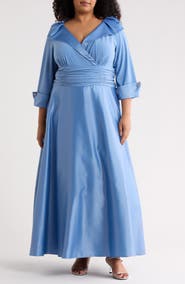 Jessica Howard Portrait Collar Mixed Media Gown