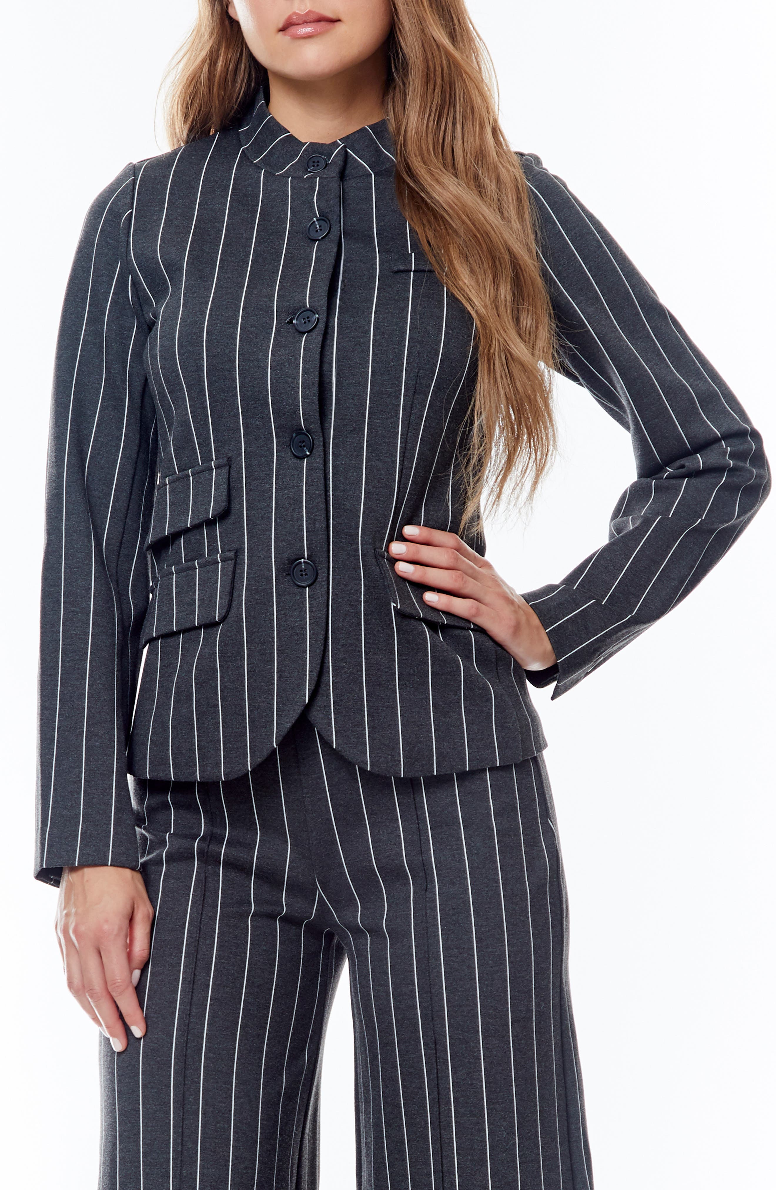 BY DESIGN Lee Blazer