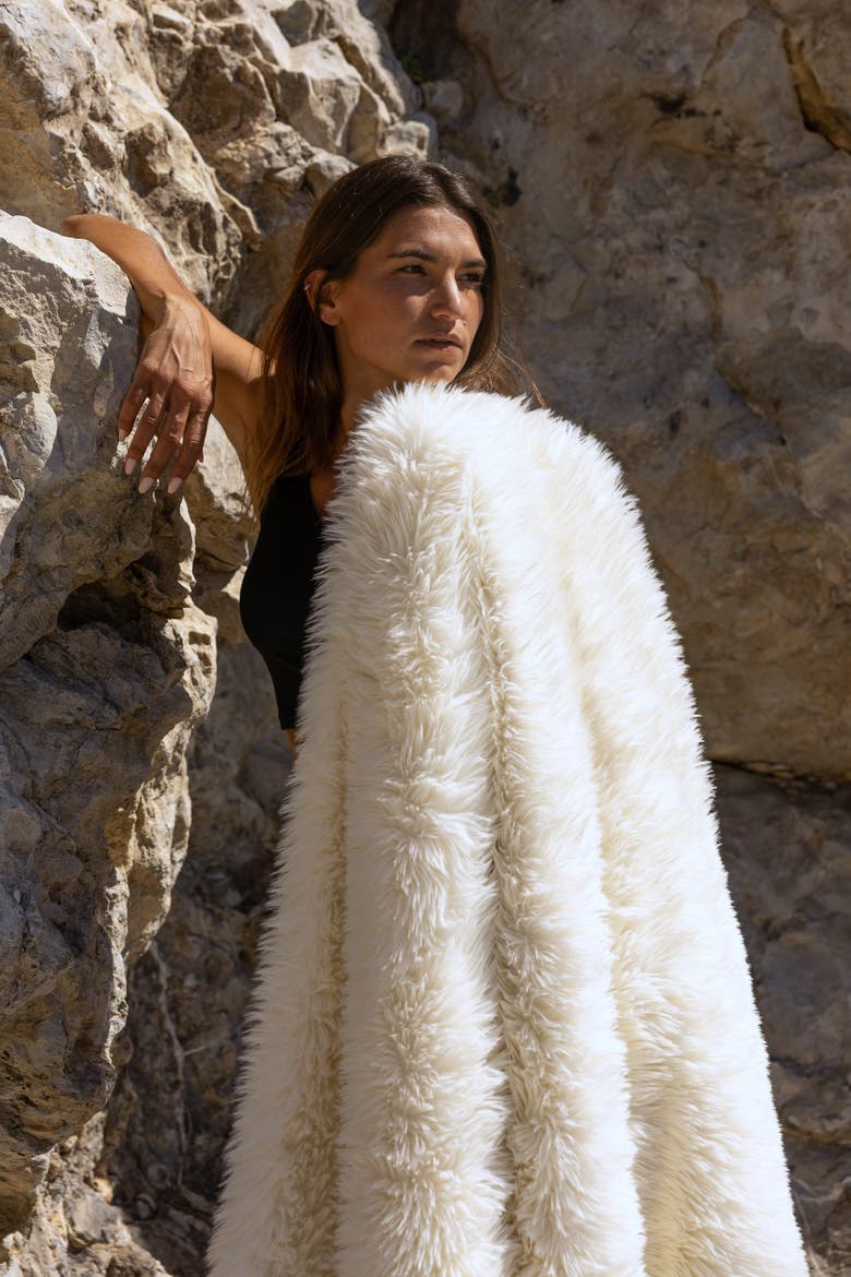 Palm Springs, Alternate, color, Cashmere Ivory