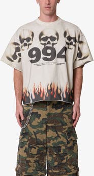 mnml Flame Skull Distressed Graphic T-Shirt