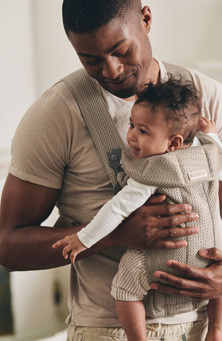 BabyBjörn Baby Carrier Mini & Pouch, Alternate, color, Beige