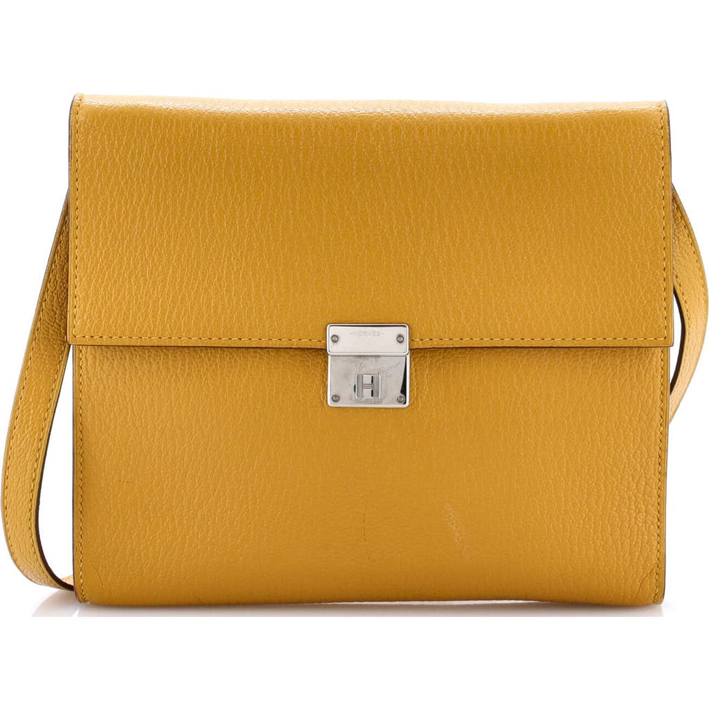 Pre-owned Hermes Hermes Clic Wallet On Strap Chevre Mysore 16 In Yellow