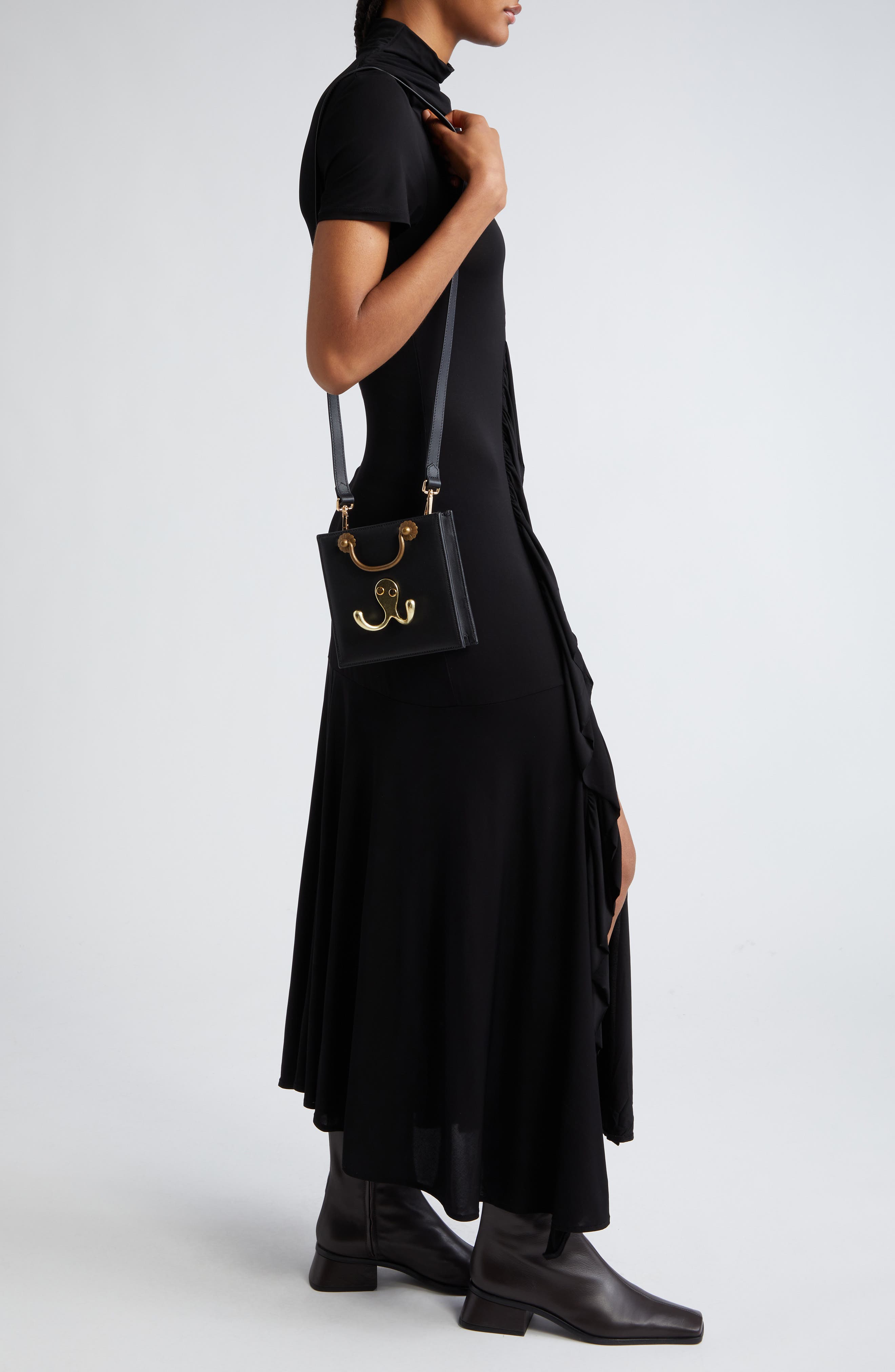 The Baby Beast Bag Leather Tote, Alternate, color, BLACK